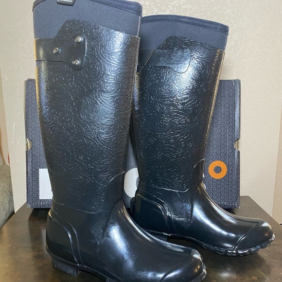 maritime repel boots